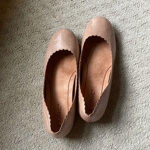 Vionic flats, size 9, worn once
